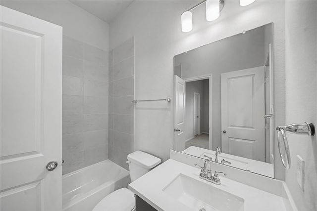 1207 Carswell Grove Drive, Missouri City, TX 77459