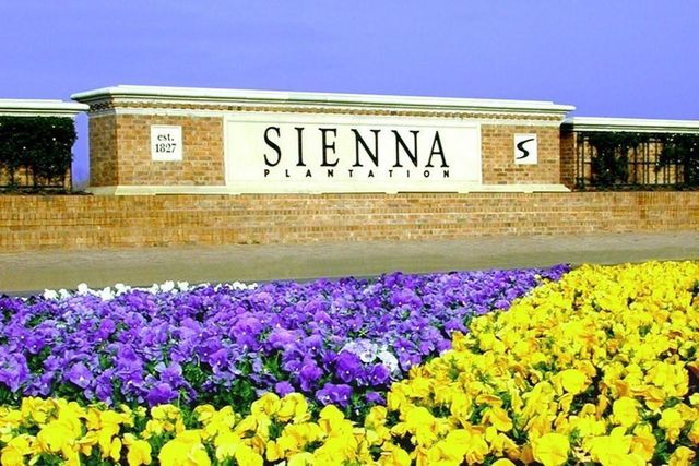 1207 Carswell Grove Drive, Missouri City, TX 77459