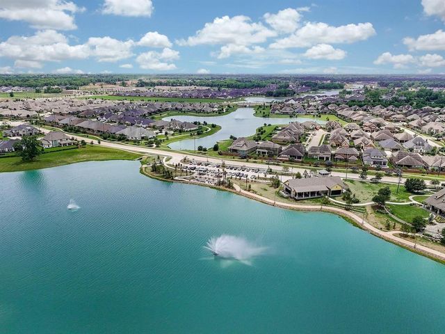 1207 Carswell Grove Drive, Missouri City, TX 77459