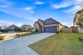 1207 Carswell Grove Drive, Missouri City, TX 77459