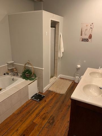 5 Woodworth Street 11, Boston, MA 02122