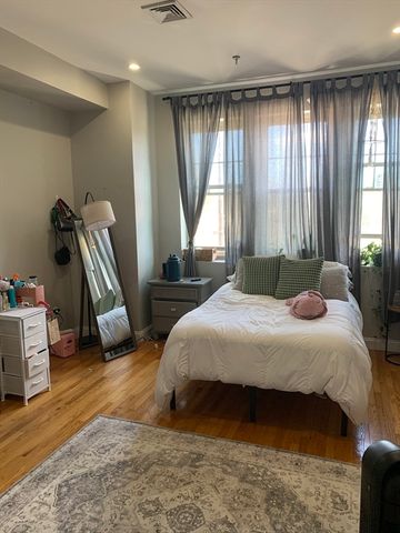 5 Woodworth Street 11, Boston, MA 02122