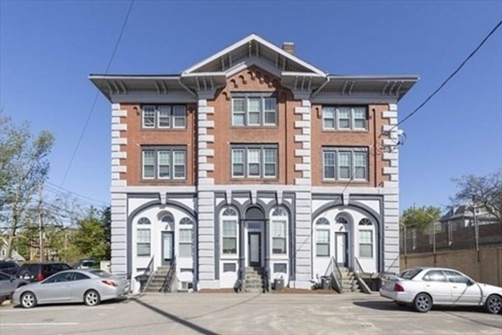 5 Woodworth Street 11, Boston, MA 02122