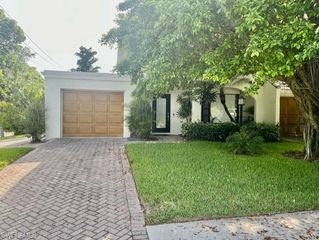 1140 5th ST S A, Naples, FL 34102
