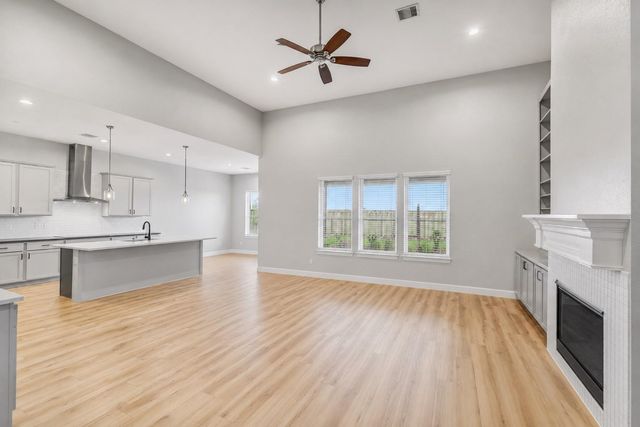 10015 Goliad Drive, Mont Belvieu, TX 77523