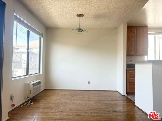 11743 DARLINGTON Avenue 9, Los Angeles, CA 90049