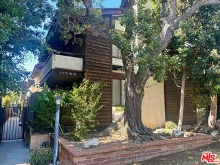 11743 DARLINGTON Avenue 9, Los Angeles, CA 90049