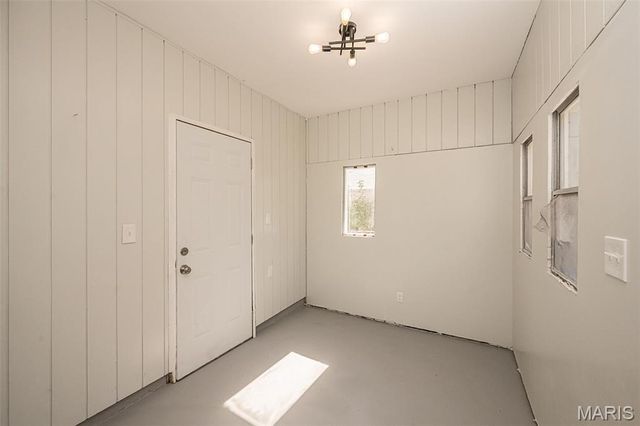 2252 Luxmore Drive, St Louis, MO 63136