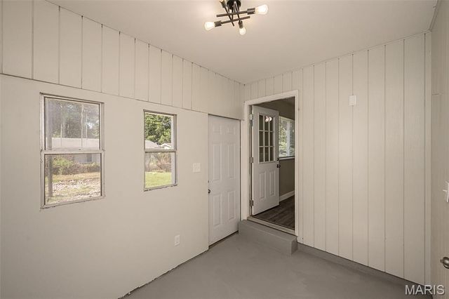 2252 Luxmore Drive, St Louis, MO 63136