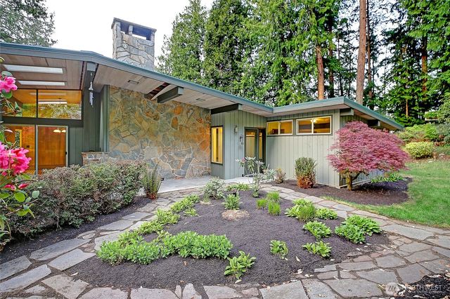 1357 Steffen Place, Camano Island, WA 98282