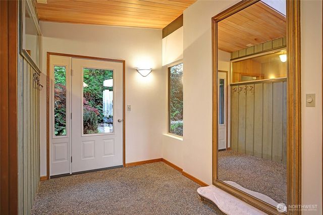 1357 Steffen Place, Camano Island, WA 98282