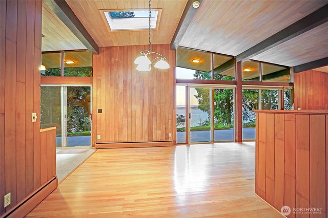 1357 Steffen Place, Camano Island, WA 98282