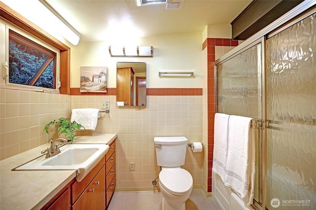 1357 Steffen Place, Camano Island, WA 98282