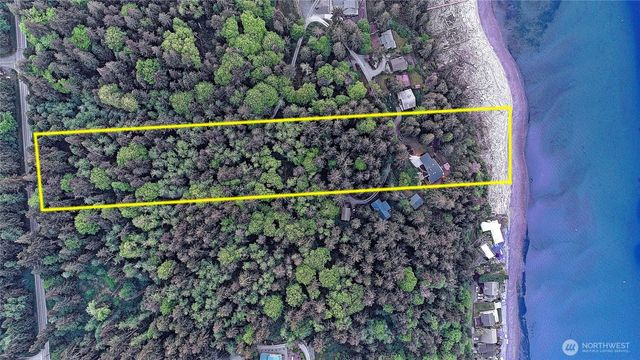 1357 Steffen Place, Camano Island, WA 98282