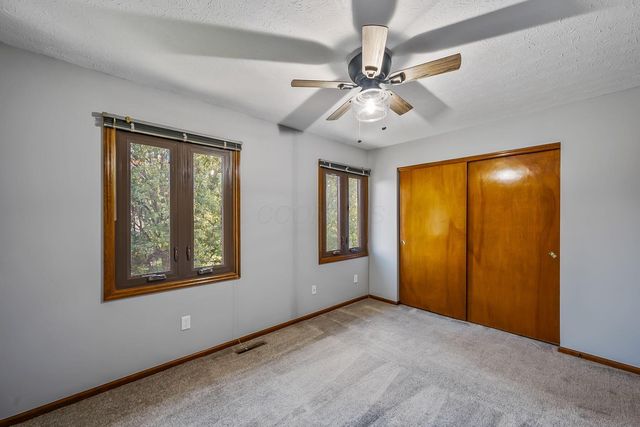 3191 Parkview Circle, Grove City, OH 43123