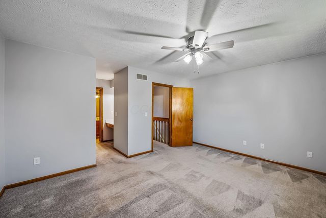 3191 Parkview Circle, Grove City, OH 43123