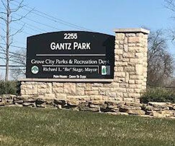 3191 Parkview Circle, Grove City, OH 43123