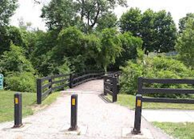 3191 Parkview Circle, Grove City, OH 43123