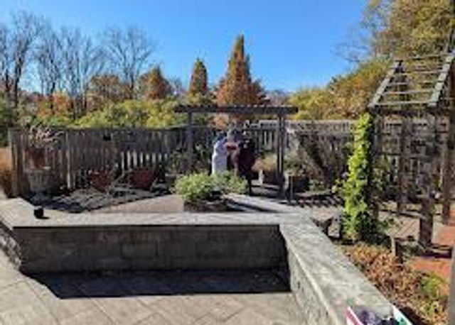 3191 Parkview Circle, Grove City, OH 43123