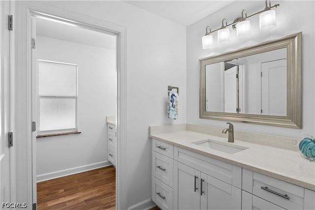 9421 Moonlight DR, Sanibel, FL 33957