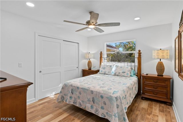 9421 Moonlight DR, Sanibel, FL 33957