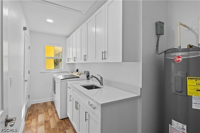 9421 Moonlight DR, Sanibel, FL 33957