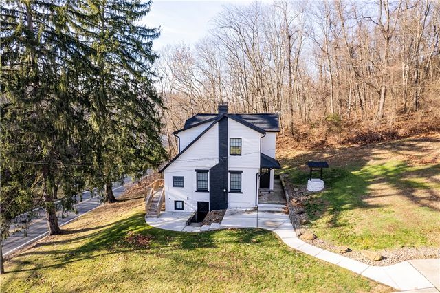 4263 State Route 136, Hempfield Twp, PA 15601
