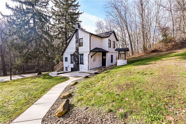 4263 State Route 136, Hempfield Twp, PA 15601