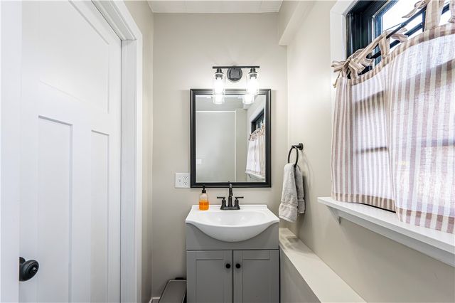 4263 State Route 136, Hempfield Twp, PA 15601