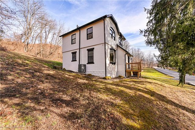 4263 State Route 136, Hempfield Twp, PA 15601