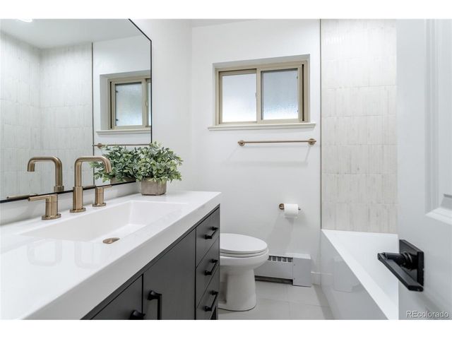 1532 S Grape St, Denver, CO 80222