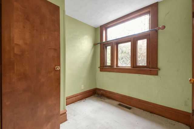 267 S Main Street, Pataskala, OH 43062