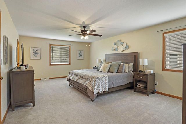 8560 37th AVENUE, Kenosha, WI 53142