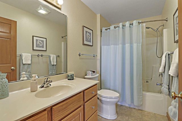 8560 37th AVENUE, Kenosha, WI 53142