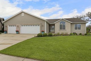8560 37th AVENUE, Kenosha, WI 53142