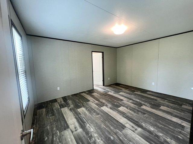 24510 HWY 8, Leesville, LA 71446