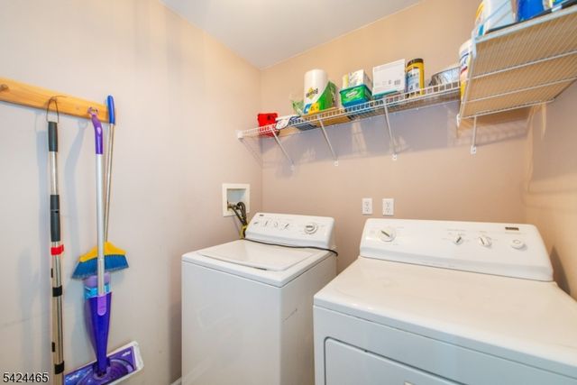 24 Clubhouse Rd, Hardyston Twp., NJ 07419