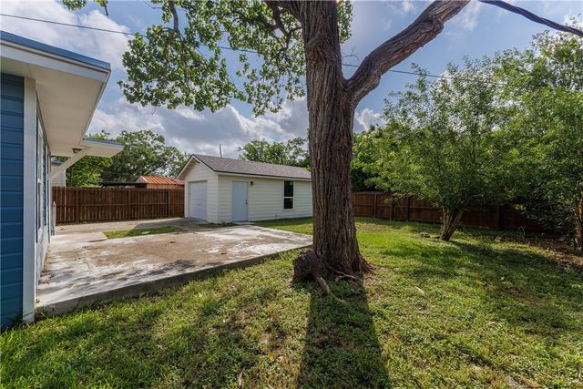 434 Dixon Dr, Corpus Christi, TX 78408