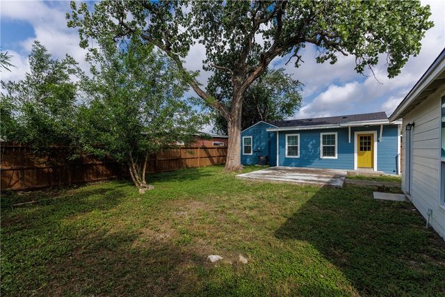434 Dixon Dr, Corpus Christi, TX 78408