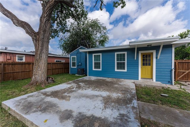 434 Dixon Dr, Corpus Christi, TX 78408