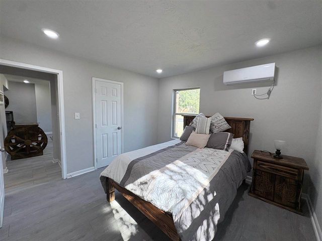 303 N 8th st, Comanche, OK 73529