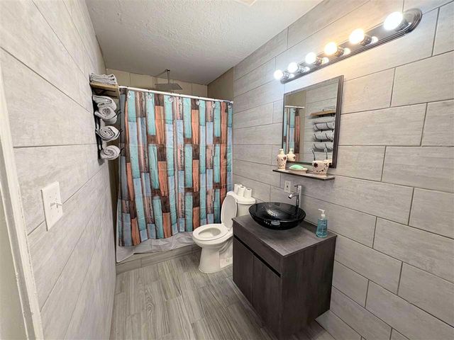 303 N 8th st, Comanche, OK 73529