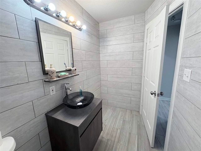 303 N 8th st, Comanche, OK 73529