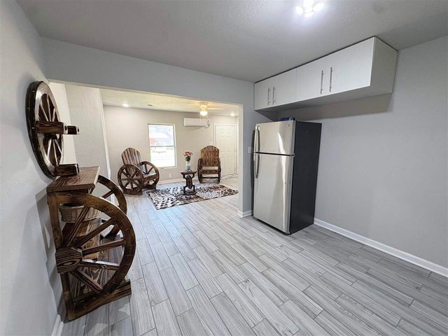 303 N 8th st, Comanche, OK 73529