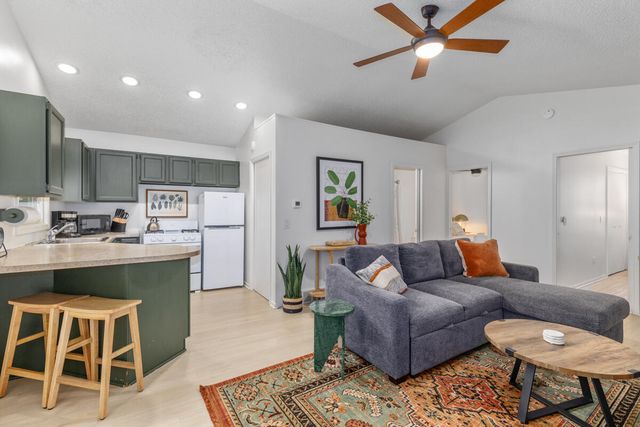 707 N Maple Street, Saugatuck, MI 49453