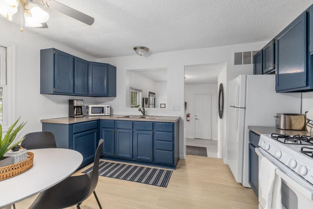 707 N Maple Street, Saugatuck, MI 49453