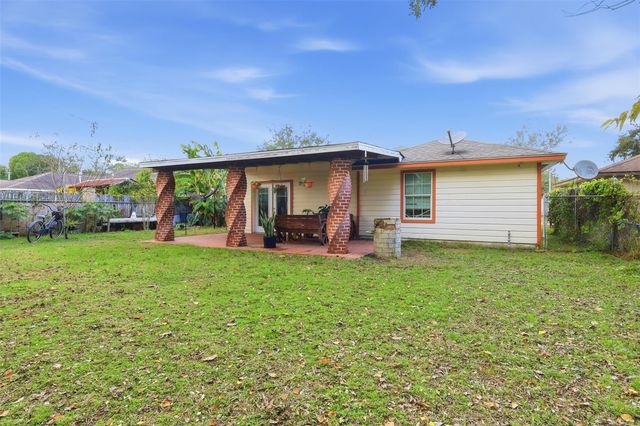 2706 Sweetgum Street, Pasadena, TX 77502