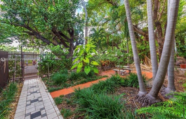 1135 Meridian Ave 4, Miami Beach, FL 33139