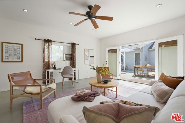 6506 Colbath Avenue, Los Angeles, CA 91401