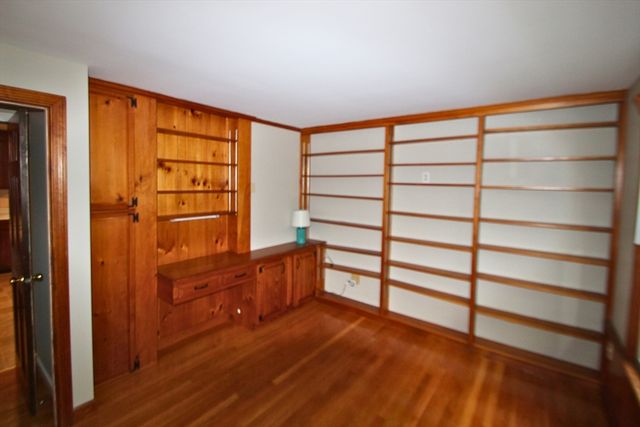 357 Harvard St, Whitman, MA 02382